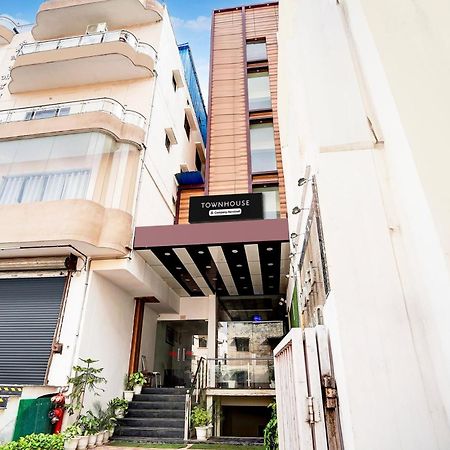 Hotel Townhouse Ram Katora Near Vishwanath Temple Formerly Sv Grand Varanasi Exterior foto